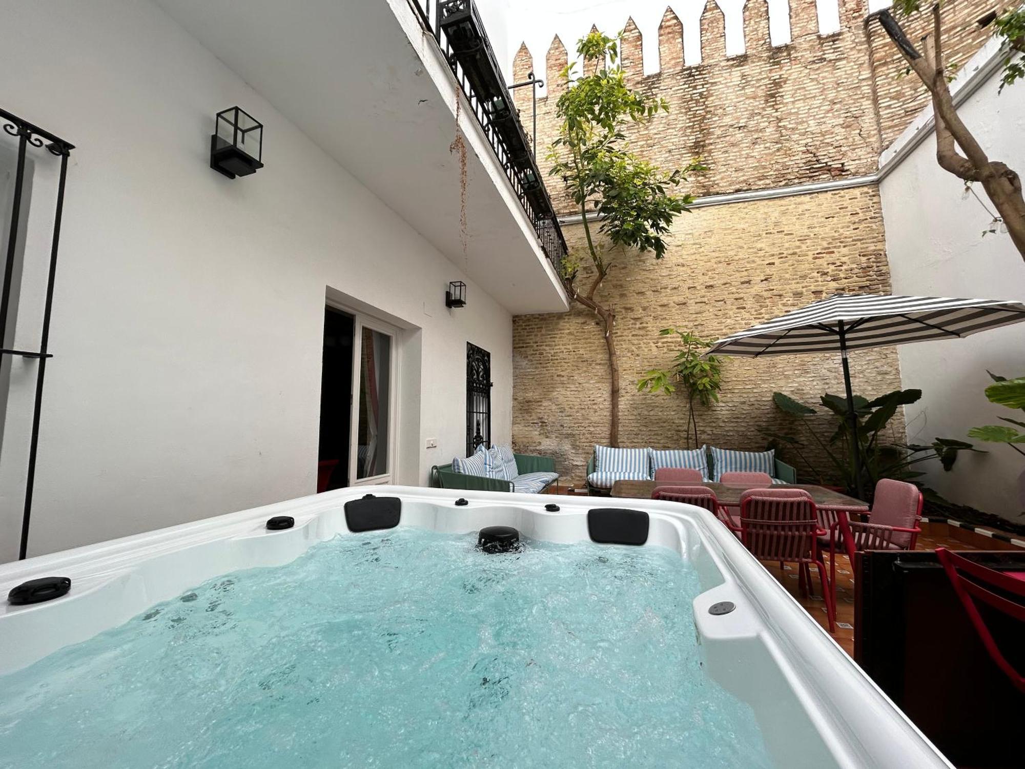 Puerta De Armas Apartments إشبيلية المظهر الخارجي الصورة
